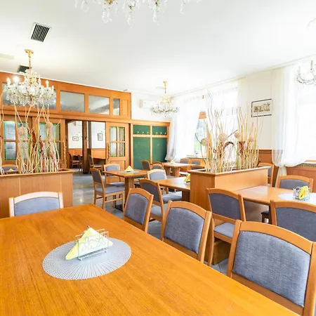 Szálloda Macocha 3*